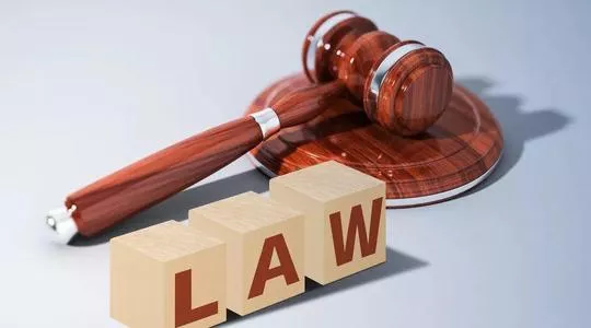 交通事故医疗费要由谁垫付